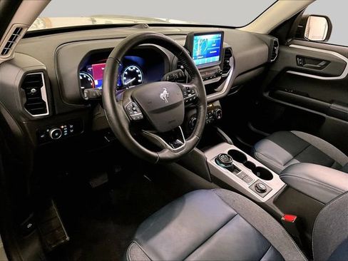 Certified 2023 Ford Bronco Sport Outer Banks w/ Tech Package AWD/4WD image 12