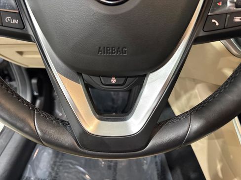 Used 2019 BMW 330i Sedan w/ Premium Package RWD image 37
