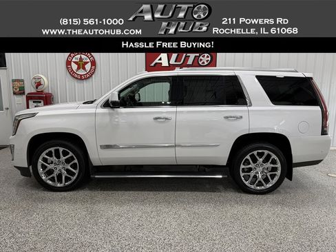 Used 2017 Cadillac Escalade Premium Luxury w/ LPO, Radiant Package AWD/4WD image 1