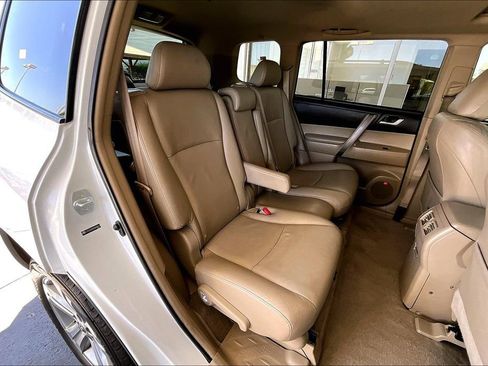 Used 2008 Toyota Highlander Sport FWD image 25