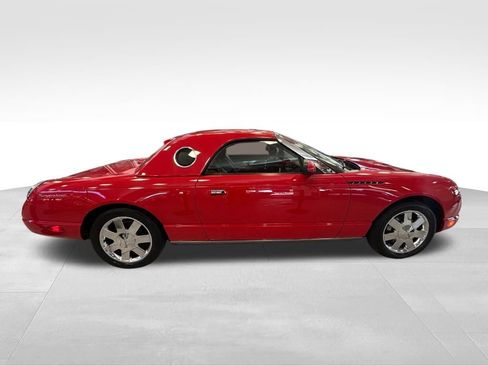 Used 2002 Ford Thunderbird image 2