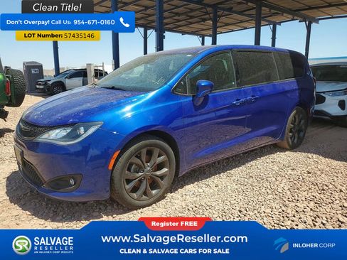 Used 2018 Chrysler Pacifica Touring Plus w/ S Appearance Package FWD image 1