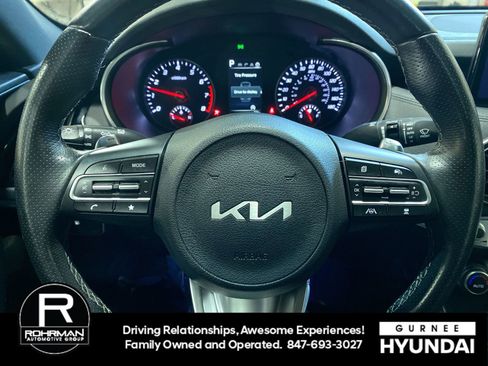 Used 2023 Kia Stinger GT-Line w/ Sun & Sound Package image 11