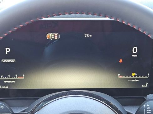 New 2026 Nissan Kicks SR FWD image 13