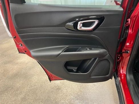 New 2026 Jeep Compass Limited image 26