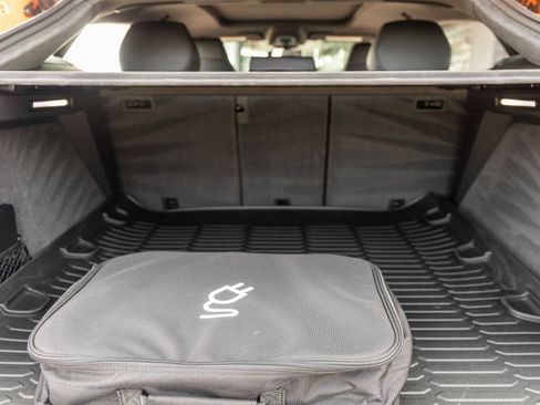 Used 2025 Lamborghini Urus SE image 33