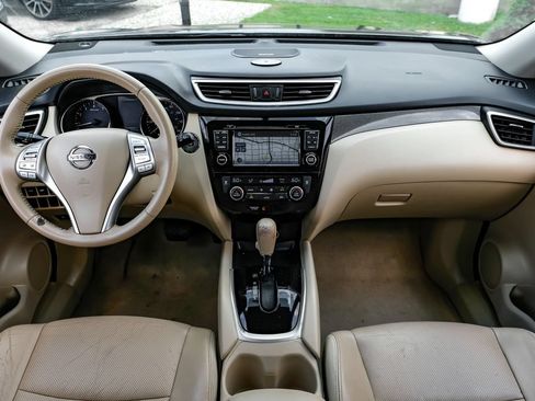 Used 2014 Nissan Rogue SL FWD image 9
