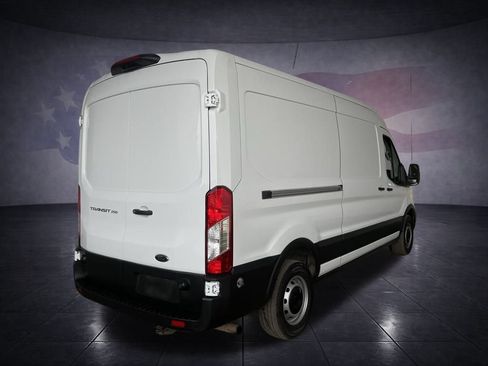 Used 2020 Ford Transit 250 Medium Roof image 5