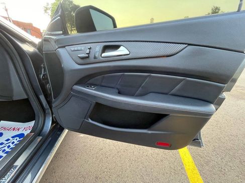 Used 2013 Mercedes-Benz CLS 550 4MATIC image 20