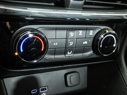 New 2026 Buick Encore GX Sport Touring image 15