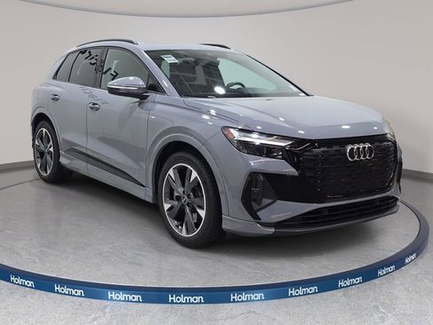 Used 2024 Audi Q4 e-tron Premium Plus w/ Premium Plus AWD/4WD image 4