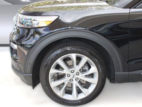 Used 2022 Ford Explorer Platinum w/ Equipment Group 601A image 12