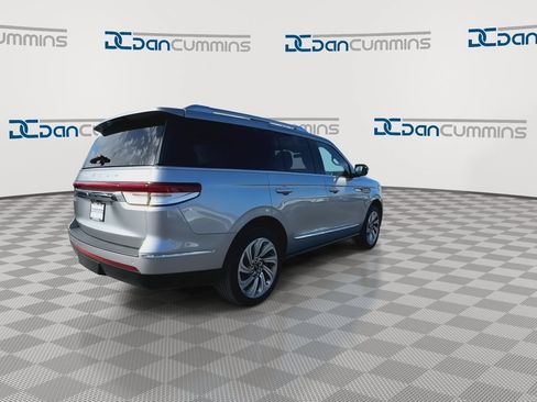 Used 2023 Lincoln Navigator Reserve AWD/4WD image 8