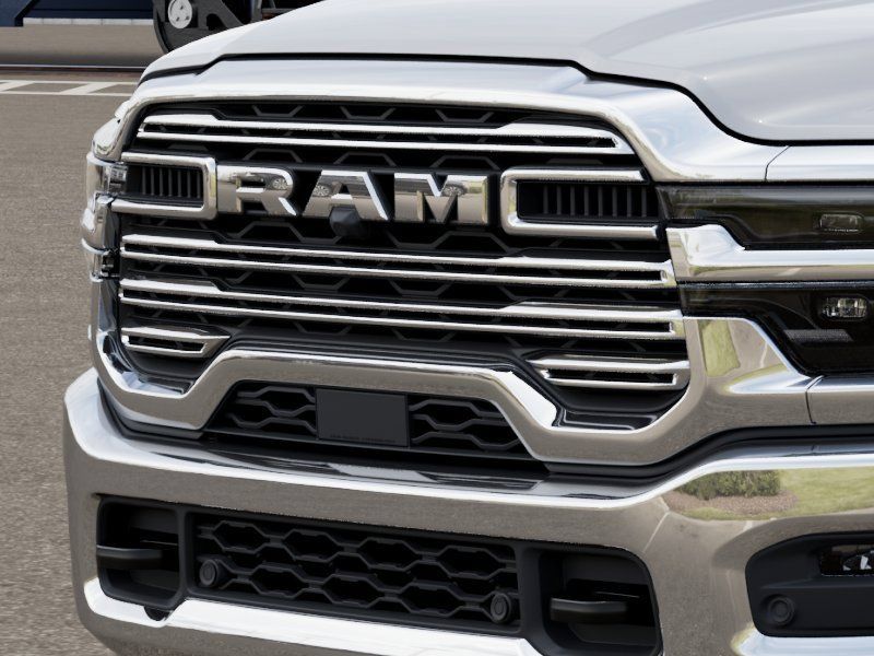 New 2025 RAM 3500 Laramie AWD/4WD image 12