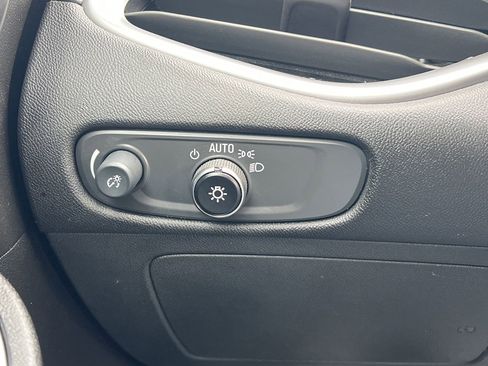 Used 2025 Chevrolet Malibu LT image 18