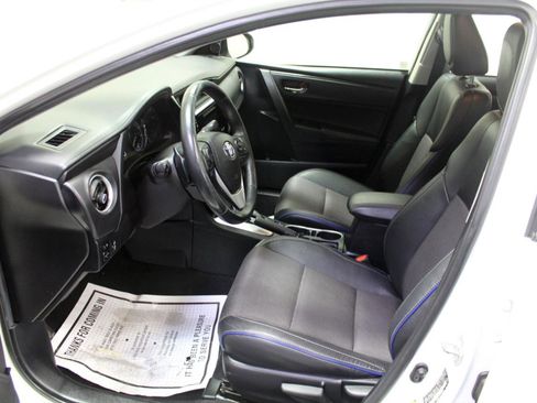 Used 2019 Toyota Corolla SE w/ Body Protection Package image 16