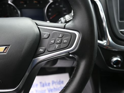 Used 2023 Chevrolet Equinox LT FWD image 13