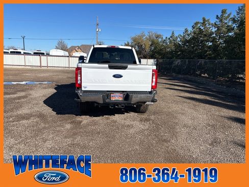Used 2024 Ford F250 XLT w/ FX4 Off-Road Package image 5