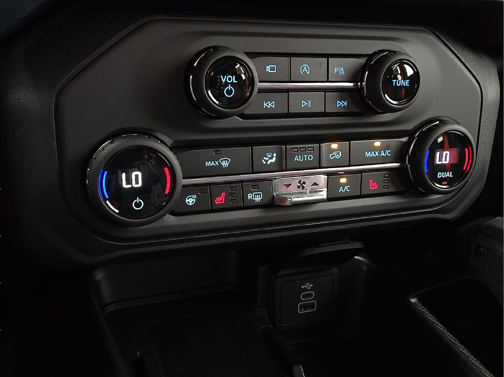 New 2026 Ford Bronco Raptor w/ Interior Carbon Fiber Pack AWD/4WD image 15