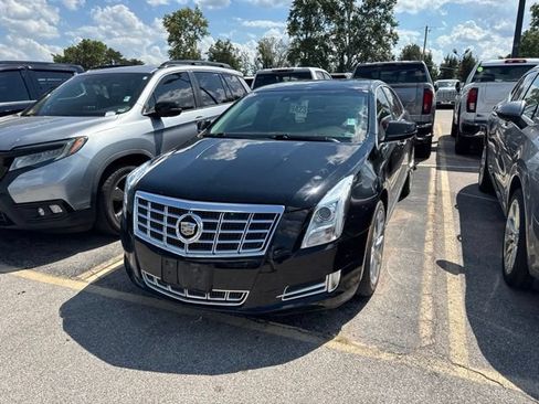 Used 2013 Cadillac XTS Luxury w/ Driver Awareness Package FWD image 3