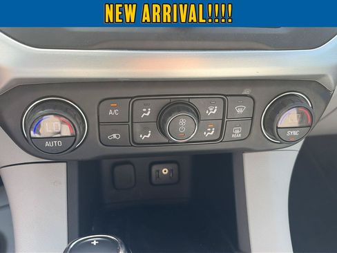 Used 2018 GMC Acadia SLE w/ LPO, Protection Package FWD image 22