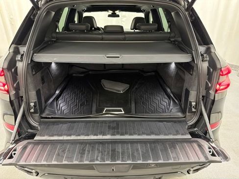 Used 2022 BMW X5 M50i AWD/4WD image 37
