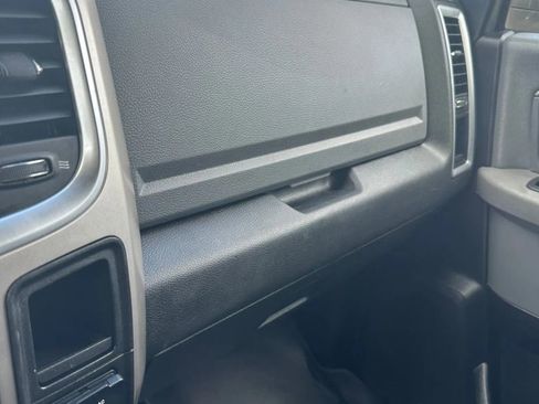 Used 2017 RAM 2500 SLT image 27