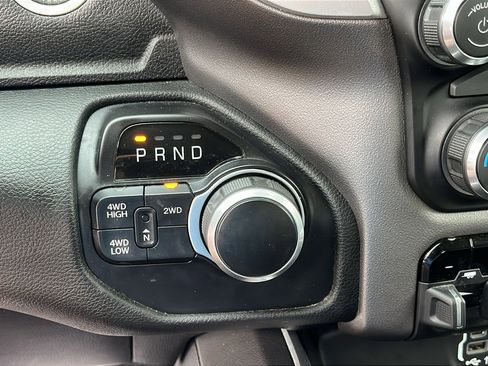 Used 2019 RAM 2500 Big Horn AWD/4WD image 16