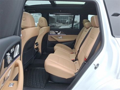 Certified 2026 Mercedes-Benz GLS 580 4MATIC image 11