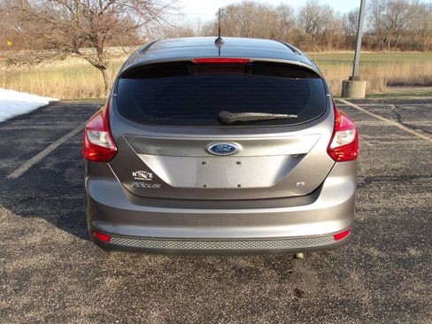 Used 2013 Ford Focus SE image 4