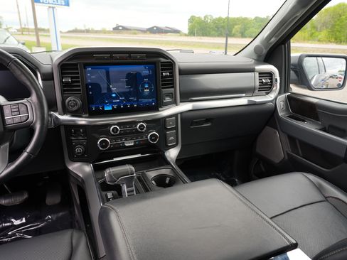 Used 2022 Ford F150 Lariat w/ Equipment Group 502A High AWD/4WD image 24