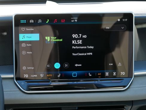 New 2026 Volkswagen Tiguan SE image 10