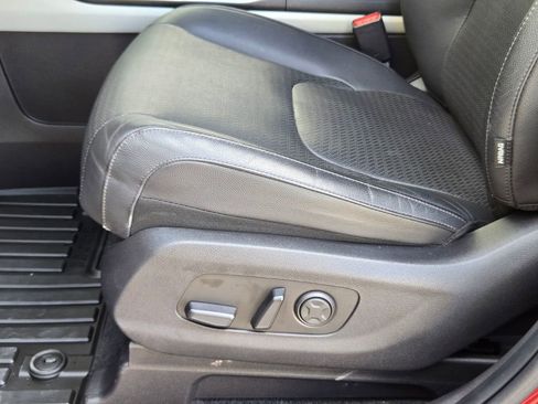 Used 2023 Kia Carnival SX Prestige FWD image 14