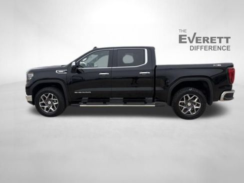 Used 2024 GMC Sierra 1500 SLT w/ SLT Premium Plus Package AWD/4WD image 4