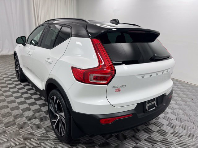 Used 2021 Volvo XC40 T5 R-Design w/ Climate Package AWD/4WD image 6