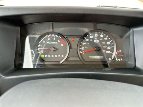 New 2024 Chevrolet Low Cab Forward image 9