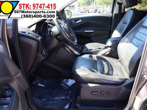 Used 2015 Ford Escape Titanium w/ Equipment Group 301A AWD/4WD image 13