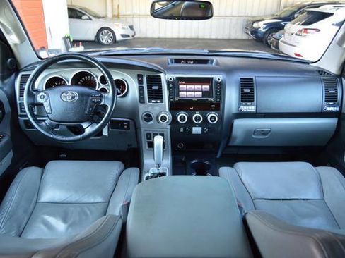 Used 2010 Toyota Sequoia Limited image 17