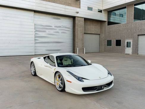 Used 2012 Ferrari 458 Italia Coupe RWD image 20
