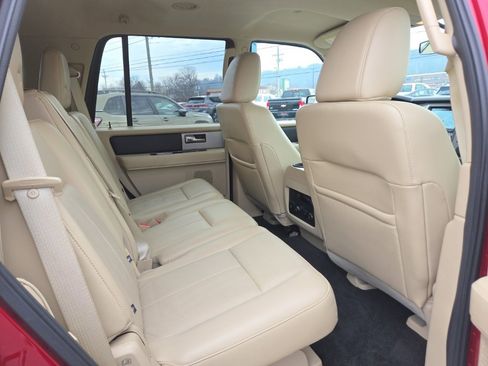 Used 2016 Ford Expedition XLT w/ Equipment Group 202A image 21