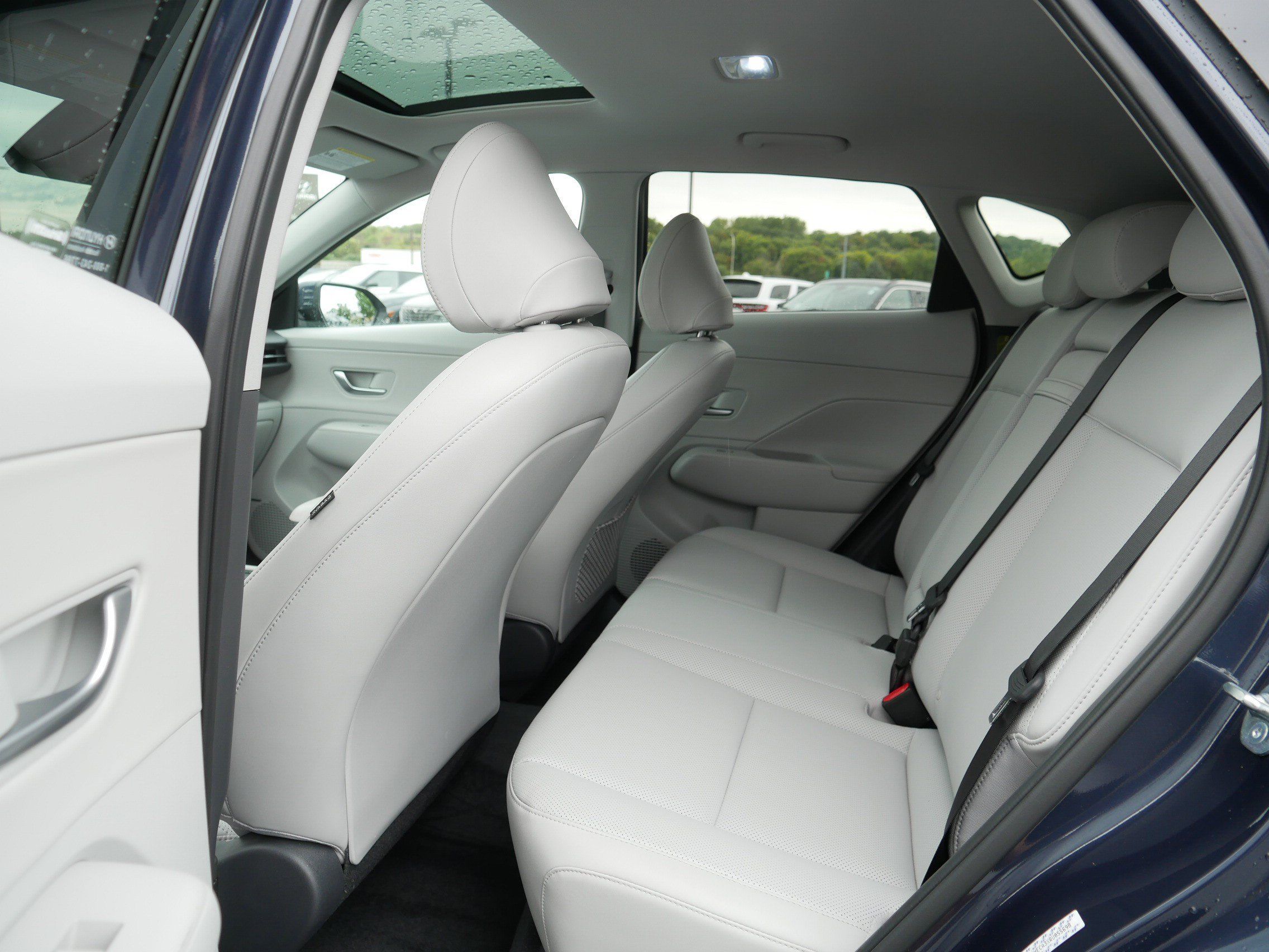Used 2024 Hyundai Kona Limited AWD/4WD image 16