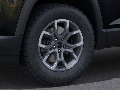 New 2026 Chevrolet Equinox ACTIV w/ Convenience Package III FWD image 9