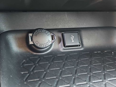 Used 2021 Toyota RAV4 LE w/ Carpet Mat Package (TMS) FWD image 30