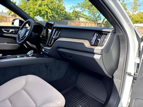 Used 2026 Volvo XC60 B5 Plus w/ Protection Package Premier AWD/4WD image 19