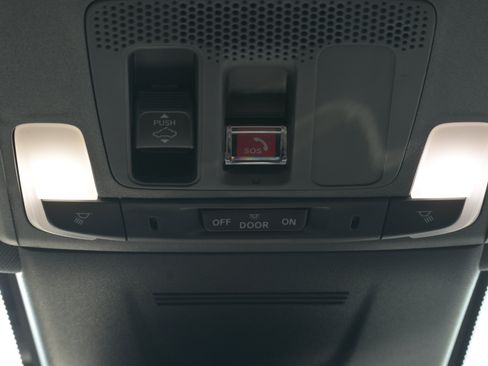 Used 2026 Honda CR-V Sport Touring image 10
