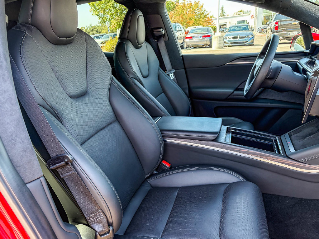Used 2023 Tesla Model X AWD/4WD image 35