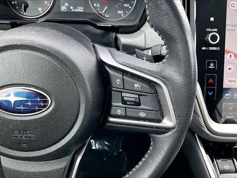 Used 2024 Subaru Outback Premium image 25