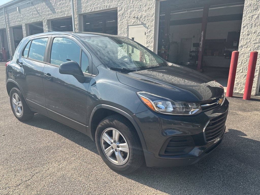 Used 2019 Chevrolet Trax LS AWD/4WD image 1