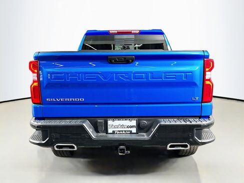 Used 2025 Chevrolet Silverado 1500 LT Trail Boss w/ LT Trail Boss Premium Package AWD/4WD image 10