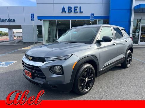 Used 2021 Chevrolet TrailBlazer LS FWD image 1